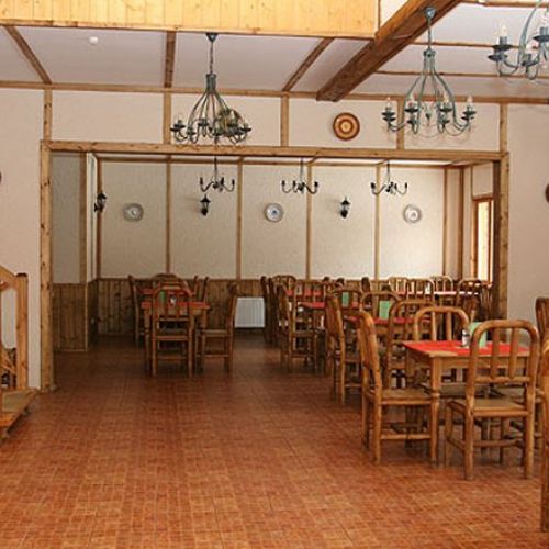 *Загородный апарт-отель‌ "ФИЕСТА-ПАРК"
