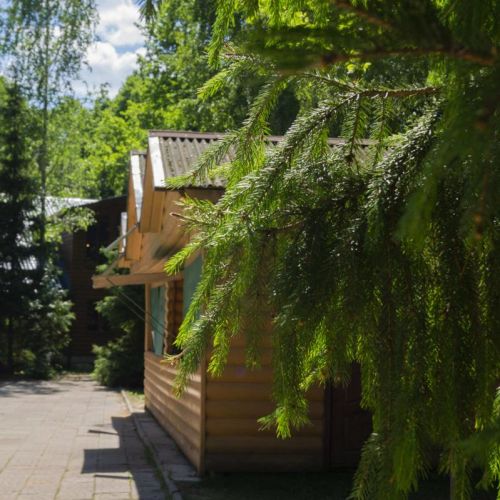 *Загородный апарт-отель‌ "ФИЕСТА-ПАРК"